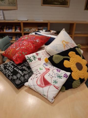 Marian Korvelan näyttely Komppalinnassa